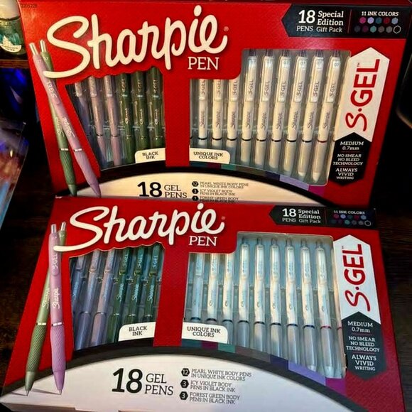 Sharpie Pen S Gel Gift Set - 18CT 0.7mm  Brand NEW - Picture 1 of 1